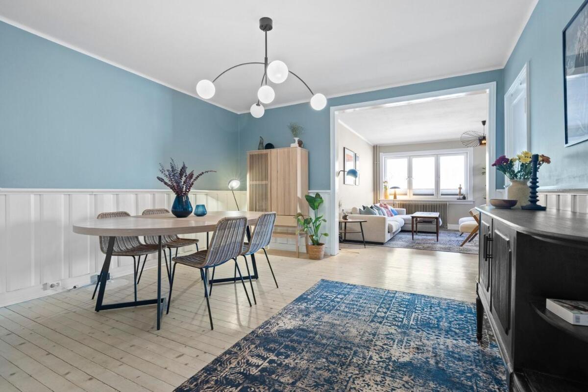 Fully Furnished With High Standard Apartamento *